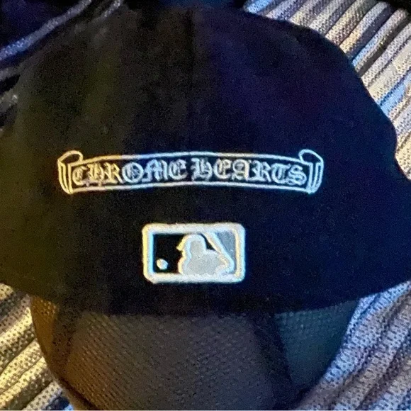 New Era Black and White Embroidered Cap